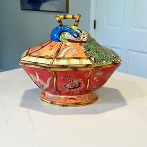 Tracy Porter ARTESIAN ROAD Collection Large Soup Tureen With PEACOCK Handpainted